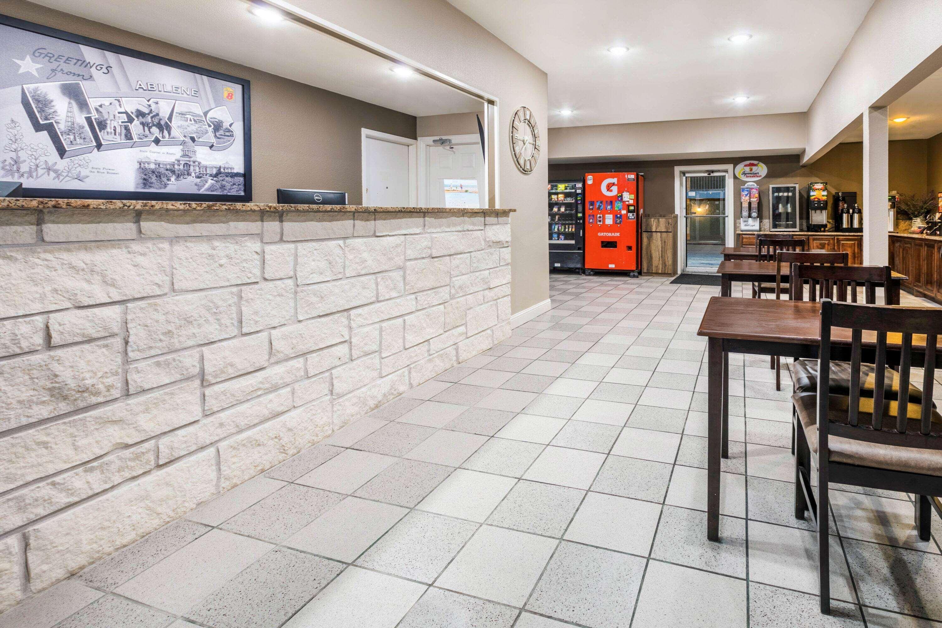 Hotel Super 8 By Wyndham Abilene North Zewnętrze zdjęcie